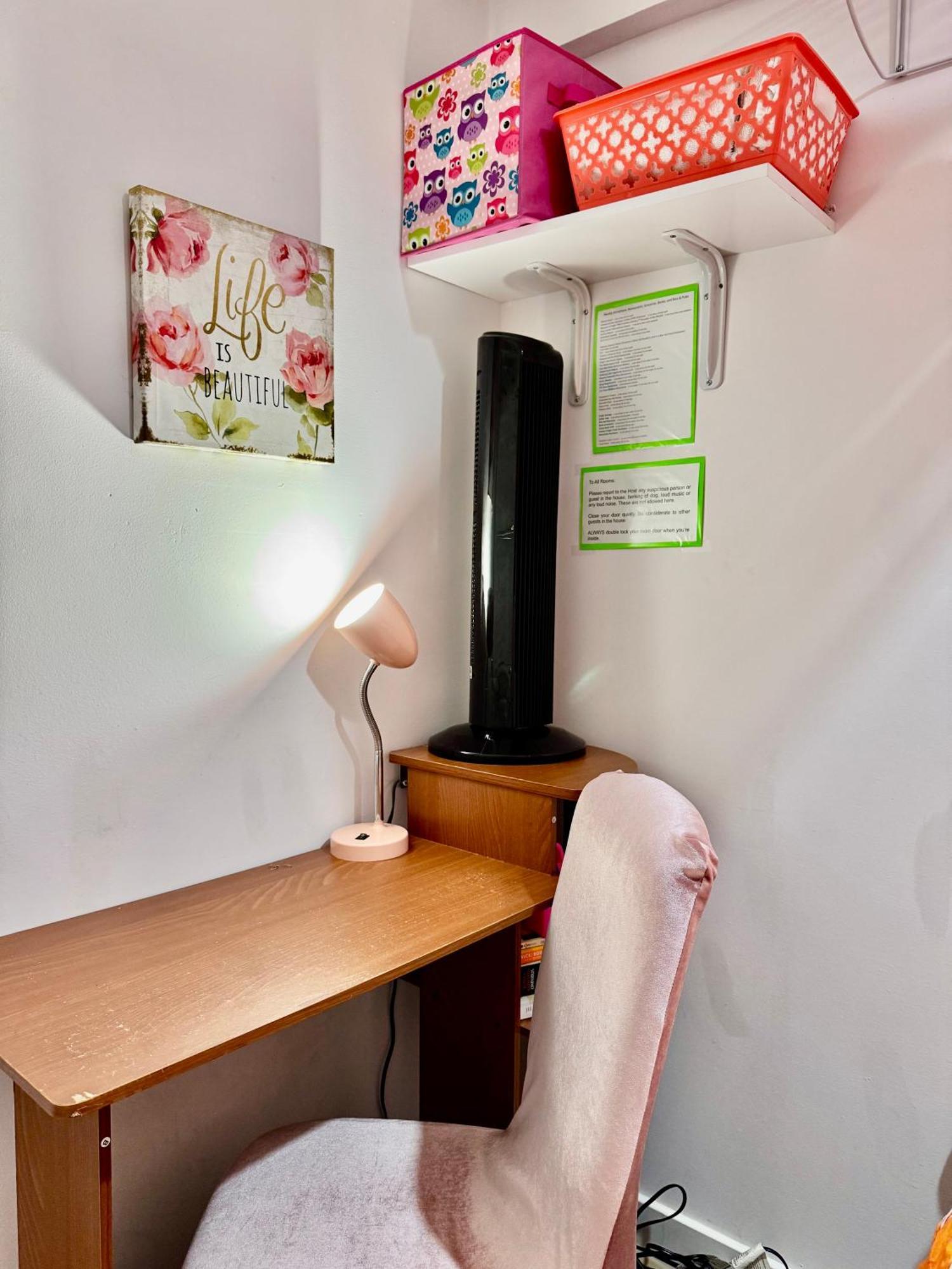 סיאטל Private Tiny Room On The 1St Floor With Shared Bathroom Near Airport And Downtown Seattte מראה חיצוני תמונה